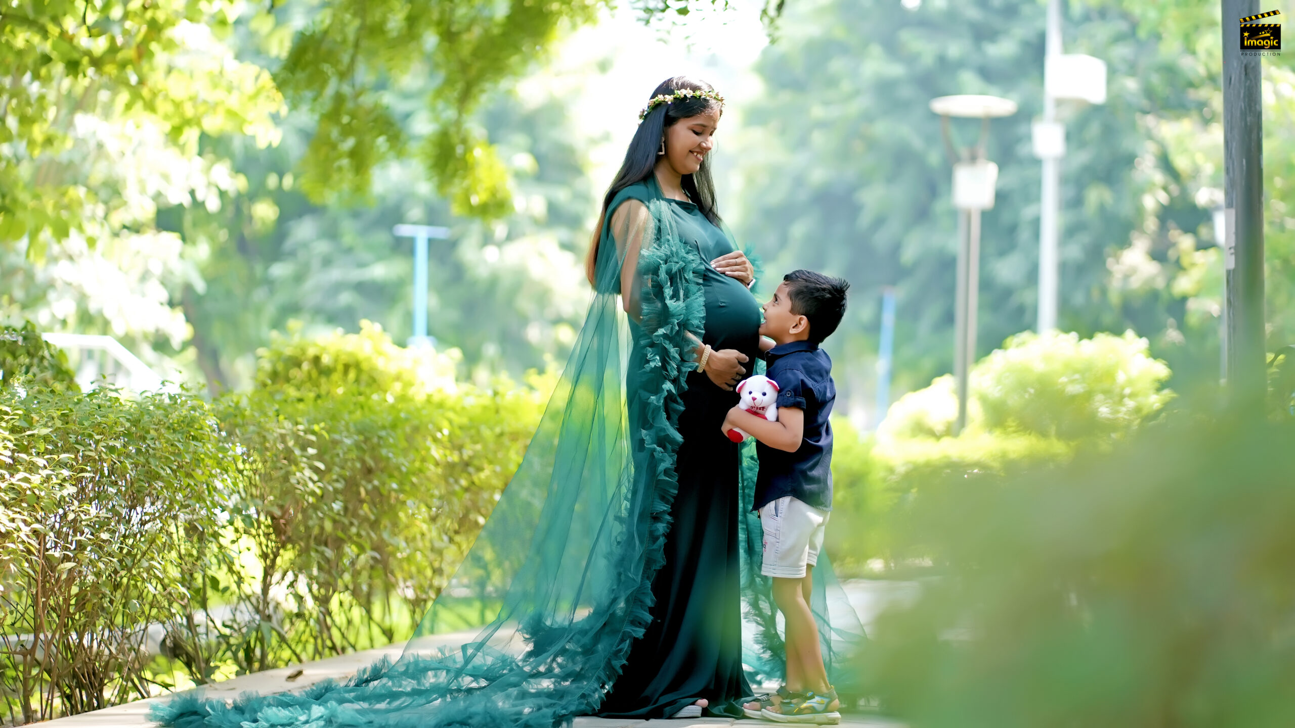 maternity photoshoot studio in prayagraj